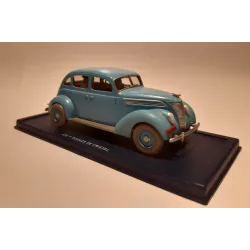 En voiture Tintin (25) - Les 7 boules de cristal - Le taxi bleu Ford